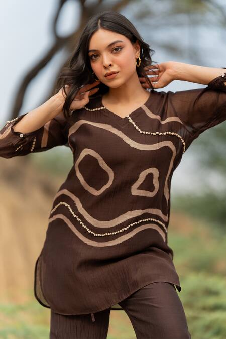 Shop Nirjara Brown Chanderi Cotton Embroidery Arsa Floral Hand Painted Kurta And Pant Set Online at Aza Fashions Shop_Nirjara_Brown Chanderi Cotton Embroidery Arsa Floral Hand Painted Kurta And Pant Set_Online_at_Aza_Fashions