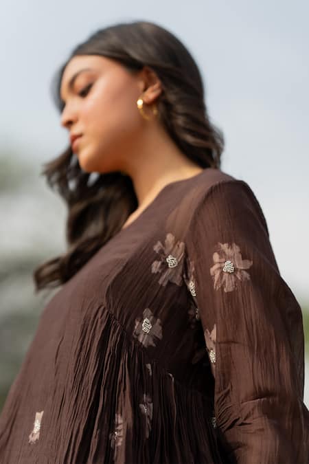 Nirjara_Brown Chanderi Cotton Embroidery, Beads Nara Floral Pattern Kurta And Pant Set _at_Aza_Fashions