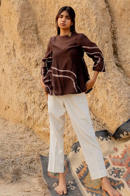 Nirjara_Brown Chanderi Cotton Embroidery Round Neck Zarya Line Hand Painted Top _Online_at_Aza_Fashions