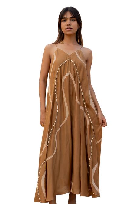 Nirjara Brown Cotton, Silk Embroidery Sweetheart Neck Nahr Stroke Hand Painted Dress Online at Aza Fashions Nirjara_Brown Cotton, Silk Embroidery Sweetheart Neck Nahr Stroke Hand Painted Dress _Online_at_Aza_Fashions