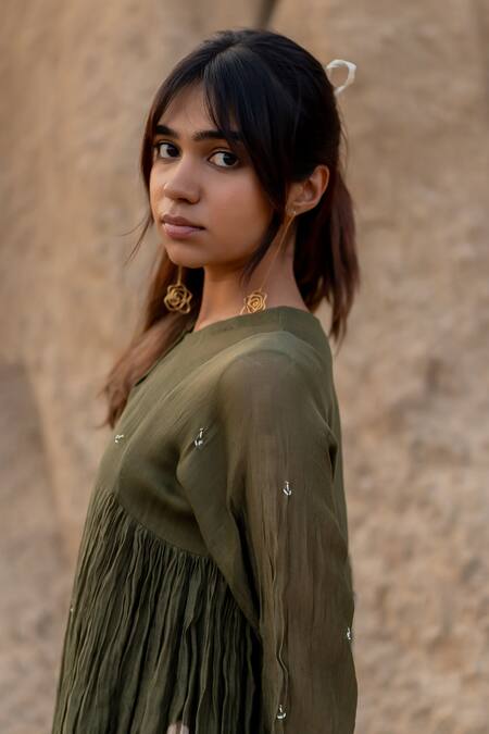 Nirjara_Green Chanderi Cotton Embroidery Round Neck Arazi Stroke Hand Painted Dress _at_Aza_Fashions