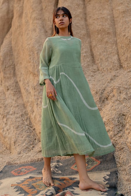 Nirjara_Green Chanderi Cotton Round Neck Kara Line Hand Painted Dress _Online_at_Aza_Fashions