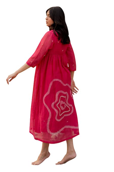 Nirjara_Pink Chanderi Cotton Embroidery V-neck Arazi Stroke Hand Painted Dress _at_Aza_Fashions