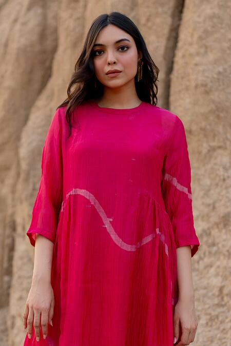 Nirjara_Pink Chanderi Cotton Round Neck Kara Line Hand Painted Dress _Online_at_Aza_Fashions
