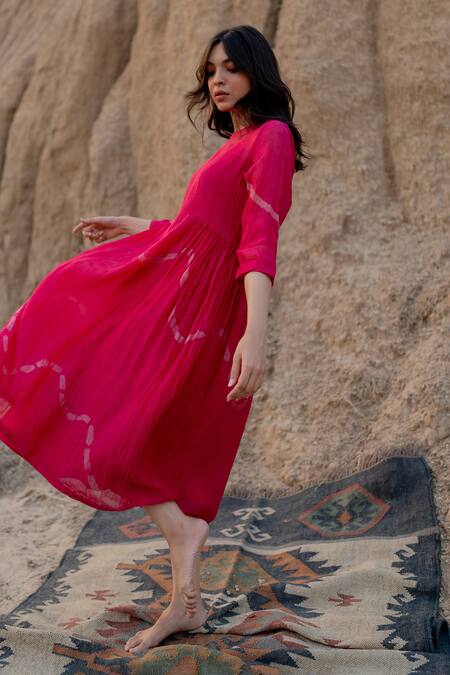 Shop_Nirjara_Pink Chanderi Cotton Round Neck Kara Line Hand Painted Dress 
