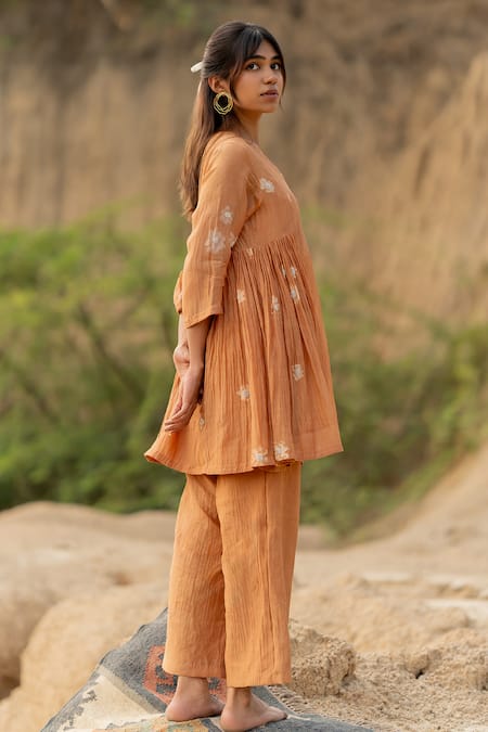 Shop_Nirjara_Brown Chanderi Cotton Embroidery, Beads Nara Floral Pattern Kurta And Pant Set _at_Aza_Fashions