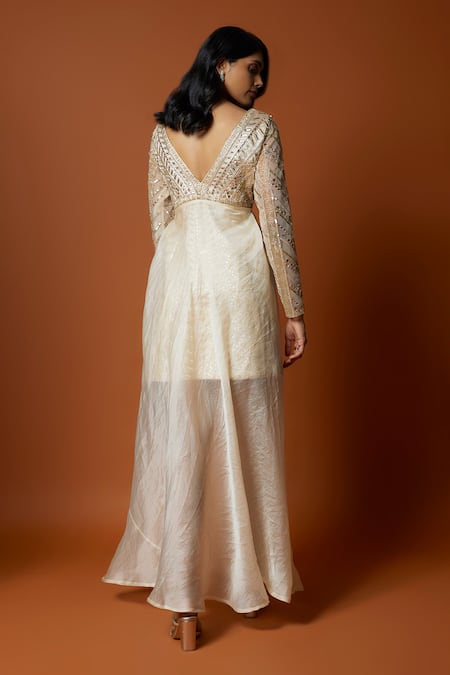 Mehak Murpana Embroidered Dress With Detachable Trail 