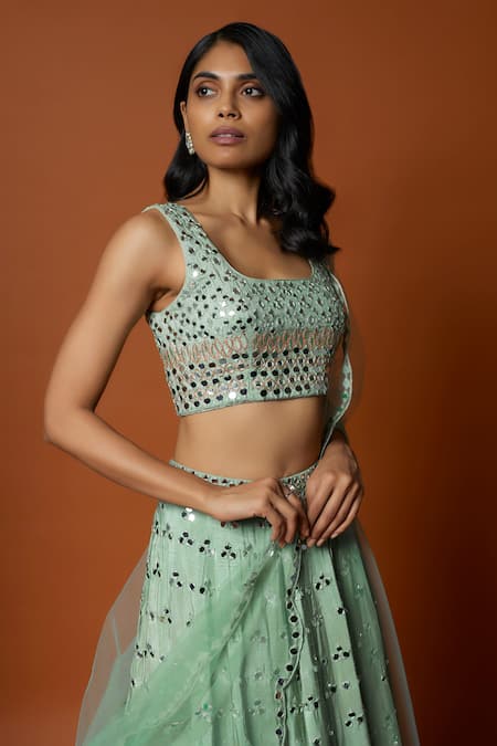 Buy_Mehak Murpana_Green Net, Silk Mirrors, Embroidery Round Neck And Thread Lehenga Set 