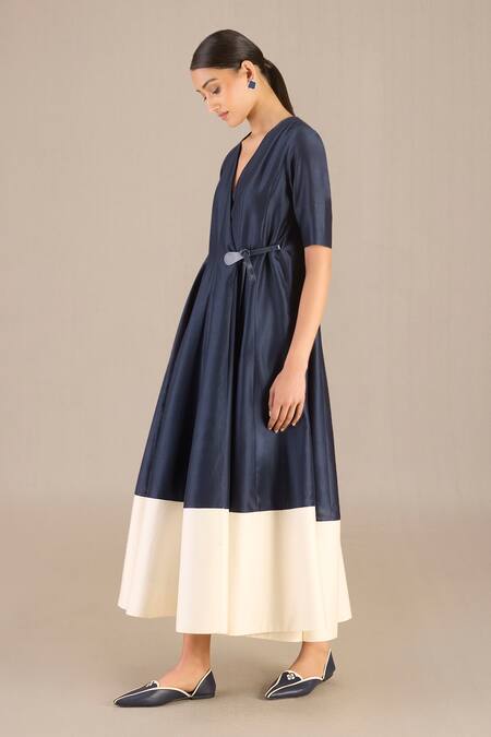 Buy Ampm Blue Silk V-neck Alizeh Colorblocked Midi Dress With Belt Online at Aza Fashions Buy_Ampm_Blue Silk V-neck Alizeh Colorblocked Midi Dress With Belt _Online_at_Aza_Fashions