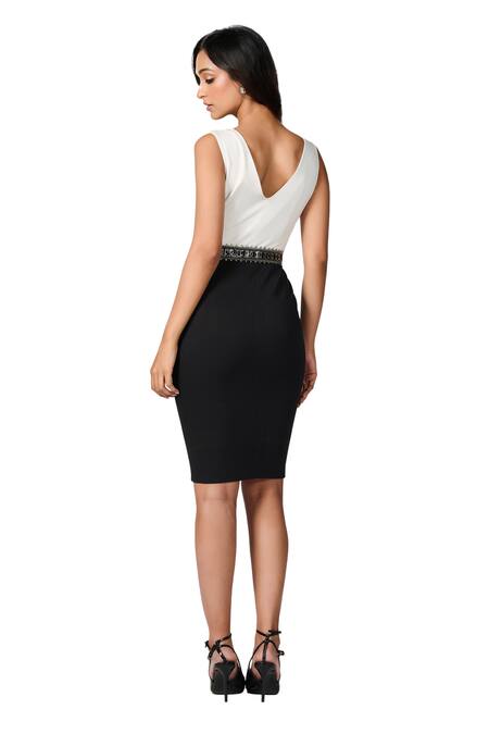 S&N By Shantnu Nikhil_Black Crepe, Viscose, Polyester, Neoprene Beads Colourblock Embellished Dress_at_Aza_Fashions