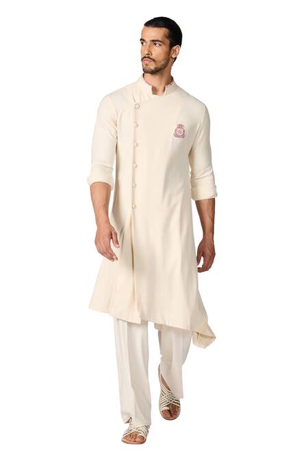 S&N By Shantnu Nikhil Off White Embroidery Crest Asymmetric Kurta Online at Aza Fashions S&N By Shantnu Nikhil_Off White Embroidery Crest Asymmetric Kurta_Online_at_Aza_Fashions