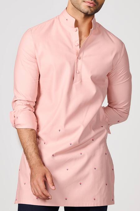 Buy S&N By Shantnu Nikhil Pink Gingham Embroidery Floral Thread Kurta Online at Aza Fashions Buy_S&N By Shantnu Nikhil_Pink Gingham Embroidery Floral Thread Kurta_Online_at_Aza_Fashions
