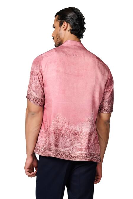 S&N By Shantnu Nikhil_Pink Silk Twill Abstract Print Half Sleeve Shirt_at_Aza_Fashions
