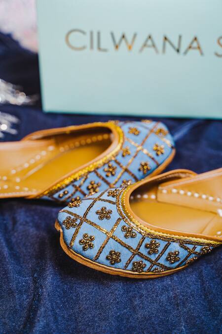 Cilwana Studio Blue Floral Embroidered Juttis Online at Aza Fashions Cilwana Studio_Blue Floral Embroidered Juttis _Online_at_Aza_Fashions