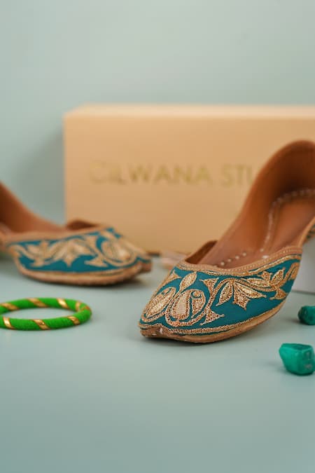 Cilwana Studio_Blue Embroidered Tilla Juttis _Online_at_Aza_Fashions