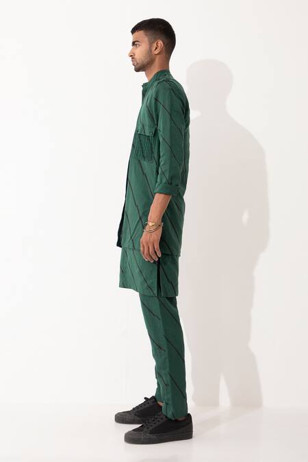 Buy Son Of A Noble Snob Green Linen Bias Printed Bundi And Kurta Set Online at Aza Fashions Buy_Son Of A Noble Snob_Green Linen Bias Printed Bundi And Kurta Set _Online_at_Aza_Fashions