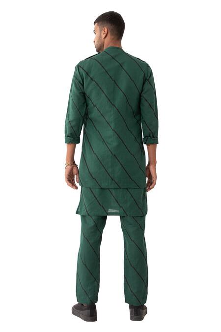 Shop Son Of A Noble Snob Green Linen Bias Printed Bundi And Kurta Set Online at Aza Fashions Shop_Son Of A Noble Snob_Green Linen Bias Printed Bundi And Kurta Set _Online_at_Aza_Fashions