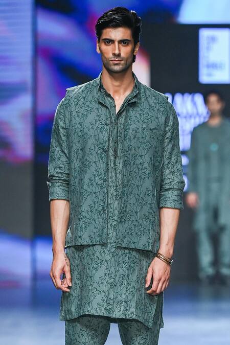 Buy Son Of A Noble Snob Green Linen Forest Print Bundi And Kurta Set Online at Aza Fashions Buy_Son Of A Noble Snob_Green Linen Forest Print Bundi And Kurta Set _Online_at_Aza_Fashions