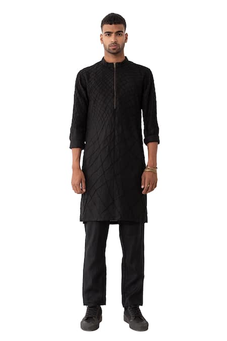 Son Of A Noble Snob Black Linen Alistair Straight Textured Kurta With Pant Online at Aza Fashions Son Of A Noble Snob_Black Linen Alistair Straight Textured Kurta With Pant _Online_at_Aza_Fashions