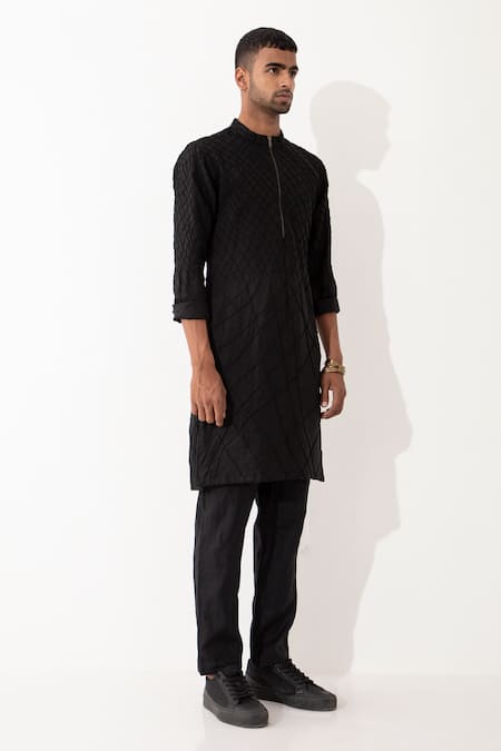 Buy Son Of A Noble Snob Black Linen Alistair Straight Textured Kurta With Pant Online at Aza Fashions Buy_Son Of A Noble Snob_Black Linen Alistair Straight Textured Kurta With Pant _Online_at_Aza_Fashions