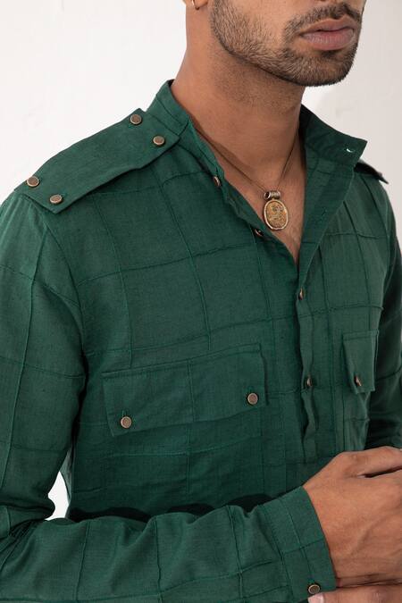 Son Of A Noble Snob Green Linen Embroidery Carter Straight Textured Kurta With Pant at Aza Fashions Son Of A Noble Snob_Green Linen Embroidery Carter Straight Textured Kurta With Pant _at_Aza_Fashions
