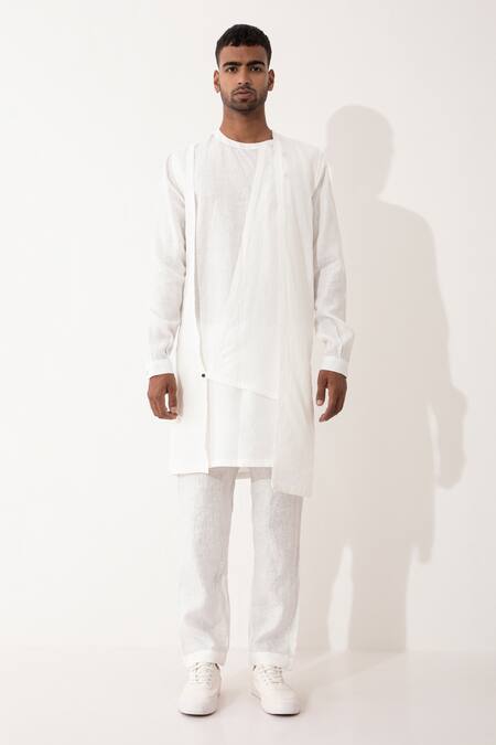 Son Of A Noble Snob_White Linen Niero Asymmetric Solid Kurta With Pant _at_Aza_Fashions
