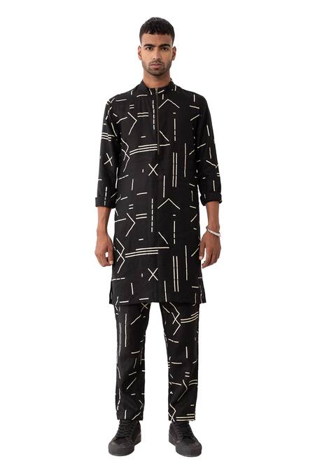 Shop Son Of A Noble Snob Black Linen Hazel Contrast Geometric Print Kurta With Pant Online at Aza Fashions Shop_Son Of A Noble Snob_Black Linen Hazel Contrast Geometric Print Kurta With Pant _Online_at_Aza_Fashions