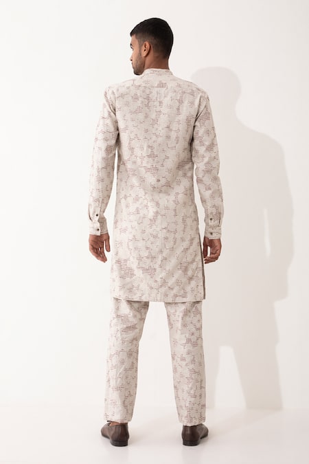 Shop_Son Of A Noble Snob_Ivory Linen Tory Void Printed Kurta With Pant _at_Aza_Fashions