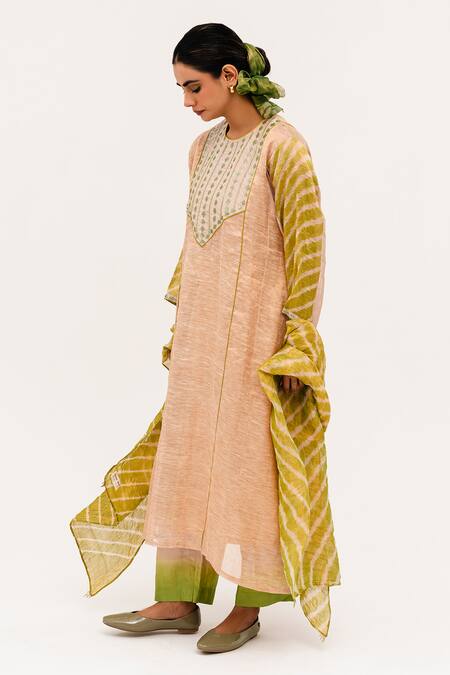Buy_Naina Jain_Peach Silk, Linen Embroidery, Mirrors Round Mej Yoke Textured Kurta Pant Set_Online_at_Aza_Fashions