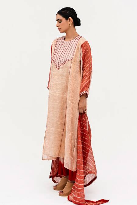 Naina Jain_Red Silk, Linen, Tissue Embroidery, Mej Sheesha Yoke Textured Kurta Pant Set_Online_at_Aza_Fashions