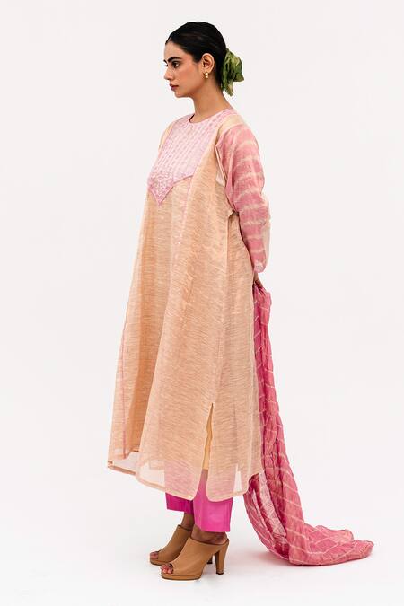Buy_Naina Jain_Pink Silk, Linen Embroidery, Mirrors Round Neck Mej Sheesh Yoke Kurta Pant Set_Online_at_Aza_Fashions