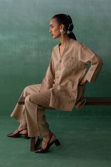 Shop Archana Jaju Brown Linen Embroidery, Sequins, Beads Floral Threadwork Shirt With Pant Shop_Archana Jaju_Brown Linen Embroidery, Sequins, Beads Floral Threadwork Shirt With Pant