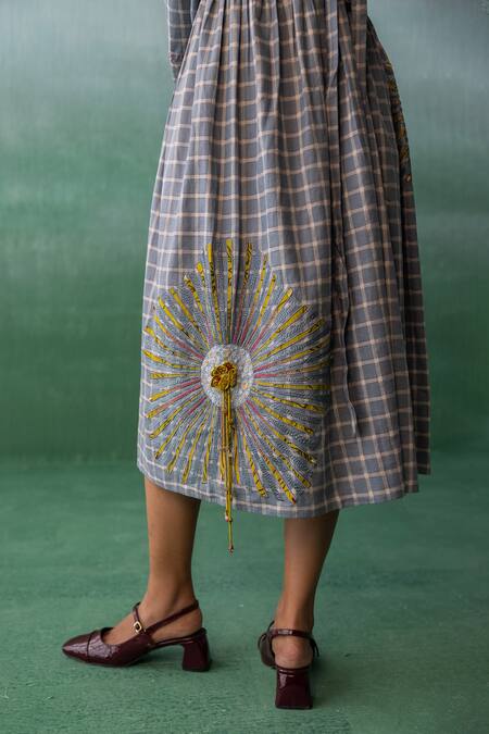 Archana Jaju Blue Cotton, Linen Beads, Applique V-neck Side Floral Dress Online at Aza Fashions Archana Jaju_Blue Cotton, Linen Beads, Applique V-neck Side Floral Dress_Online_at_Aza_Fashions