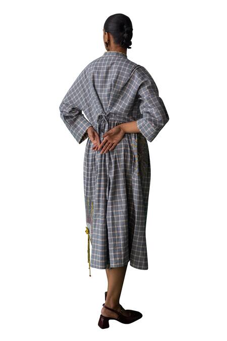 Buy Archana Jaju Blue Cotton, Linen Beads, Applique V-neck Side Floral Dress Buy_Archana Jaju_Blue Cotton, Linen Beads, Applique V-neck Side Floral Dress