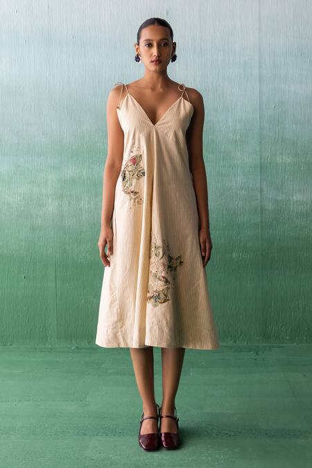 Archana Jaju Yellow Cotton, Linen Beads, Applique V-neck, Kalamkari Slip Dress With Jacket Online at Aza Fashions Archana Jaju_Yellow Cotton, Linen Beads, Applique V-neck, Kalamkari Slip Dress With Jacket_Online_at_Aza_Fashions