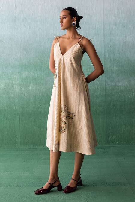 Buy Archana Jaju Yellow Cotton, Linen Beads, Applique V-neck, Kalamkari Slip Dress With Jacket Online at Aza Fashions Buy_Archana Jaju_Yellow Cotton, Linen Beads, Applique V-neck, Kalamkari Slip Dress With Jacket_Online_at_Aza_Fashions