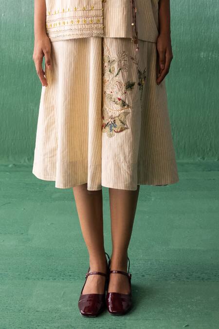 Shop Archana Jaju Yellow Cotton, Linen Beads, Applique V-neck, Kalamkari Slip Dress With Jacket Online at Aza Fashions Shop_Archana Jaju_Yellow Cotton, Linen Beads, Applique V-neck, Kalamkari Slip Dress With Jacket_Online_at_Aza_Fashions