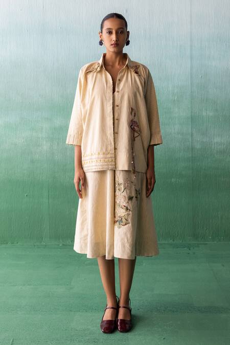 Archana Jaju Yellow Cotton, Linen Beads, Applique V-neck, Kalamkari Slip Dress With Jacket at Aza Fashions Archana Jaju_Yellow Cotton, Linen Beads, Applique V-neck, Kalamkari Slip Dress With Jacket_at_Aza_Fashions