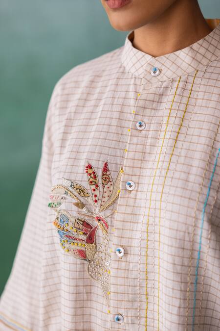 Shop Archana Jaju Beige Cotton, Linen Sequins, Kalamkari Crane Applique Tunic With Pant Online at Aza Fashions Shop_Archana Jaju_Beige Cotton, Linen Sequins, Kalamkari Crane Applique Tunic With Pant_Online_at_Aza_Fashions