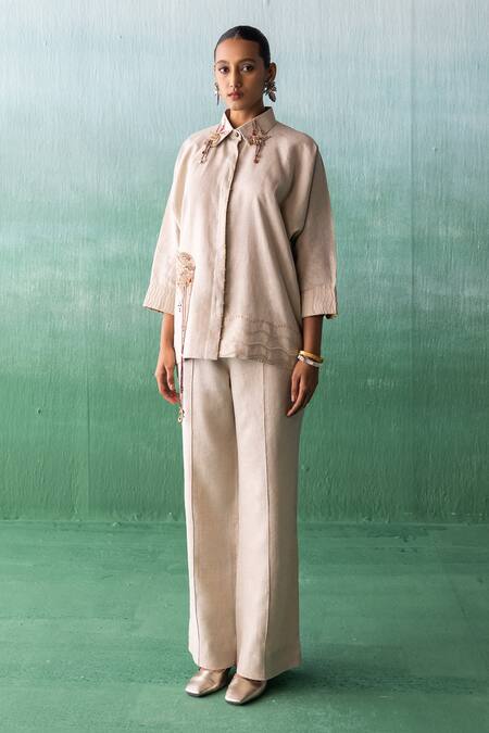 Archana Jaju Beige Linen Embroidery Shawl Neck Kalamkari Applique Shirt With Pant Online at Aza Fashions Archana Jaju_Beige Linen Embroidery Shawl Neck Kalamkari Applique Shirt With Pant_Online_at_Aza_Fashions