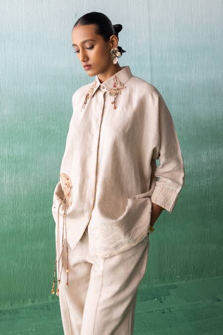 Shop Archana Jaju Beige Linen Embroidery Shawl Neck Kalamkari Applique Shirt With Pant Shop_Archana Jaju_Beige Linen Embroidery Shawl Neck Kalamkari Applique Shirt With Pant
