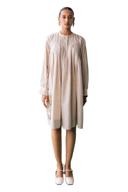 Buy Archana Jaju Beige Linen Beads, Applique Round Neck Kalamkari Threadwork Checkered Dress Online at Aza Fashions Buy_Archana Jaju_Beige Linen Beads, Applique Round Neck Kalamkari Threadwork Checkered Dress_Online_at_Aza_Fashions