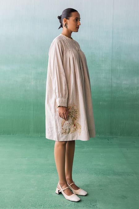 Archana Jaju Beige Linen Beads, Applique Round Neck Kalamkari Threadwork Checkered Dress at Aza Fashions Archana Jaju_Beige Linen Beads, Applique Round Neck Kalamkari Threadwork Checkered Dress_at_Aza_Fashions