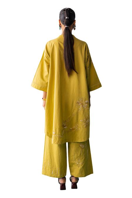 Archana Jaju_Yellow Cotton, Linen Embroidery, Beads Mandarin Floral High-low Tunic With Pant_at_Aza_Fashions