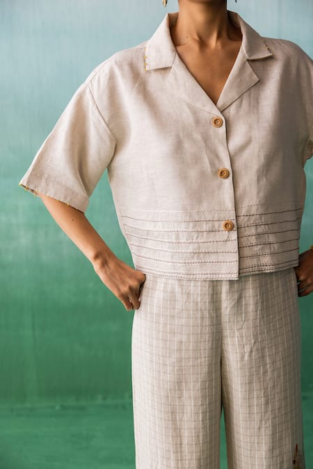 Buy_Archana Jaju_Beige Linen Embroidery, Applique Threadwork Cropped Shirt With Checkered Pant_Online_at_Aza_Fashions