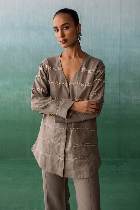 Buy Archana Jaju Brown Linen Embroidery, Applique, Beads V-neck Threadwork Shirt With Pant Buy_Archana Jaju_Brown Linen Embroidery, Applique, Beads V-neck Threadwork Shirt With Pant