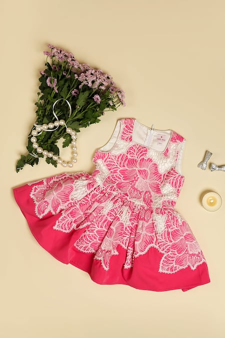 STELLA ROSSA BY LES PETITS Pink Banana Crepe Embellished Pearl Barbie Applique Floral Dress  