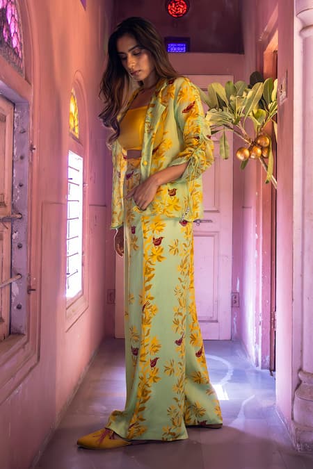 Buy_Amrood_Green Bandeau Neck, Collared Floral Bird Print Co-ord Set 