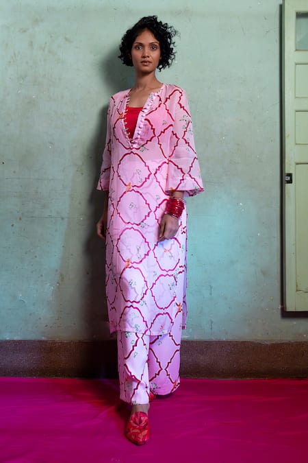 Amrood Pink Malai Satin Floral Jaal Kurta Round Pattern Pant Set 