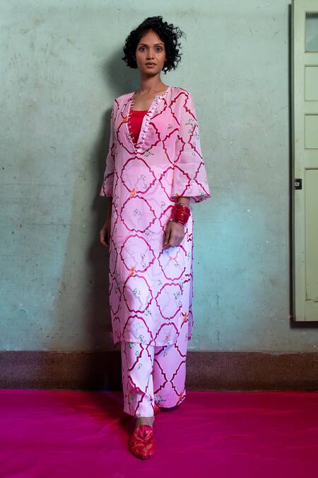 Buy_Amrood_Pink Satin Embroidery Round Neck Floral Jaal Pattern Kurta _Online_at_Aza_Fashions